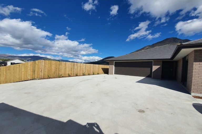 Photo of property in 17 Headley Drive, Lower Shotover, Queenstown, 9304