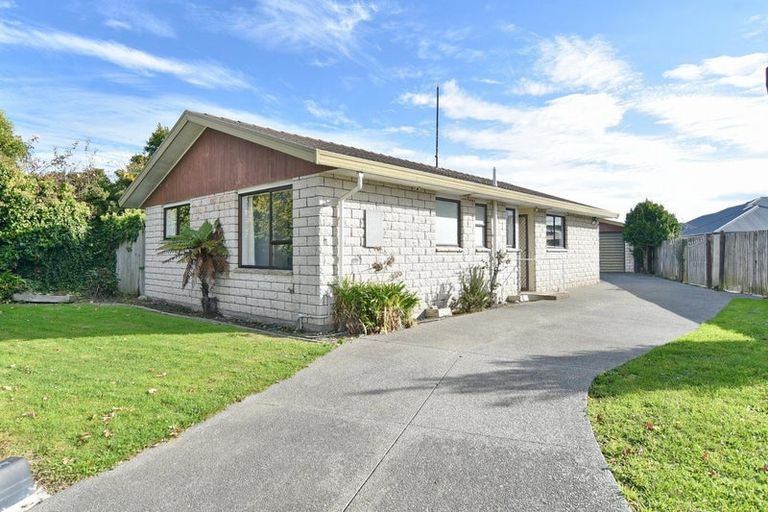 Photo of property in 31 Tyrone Street, Belfast, Christchurch, 8051