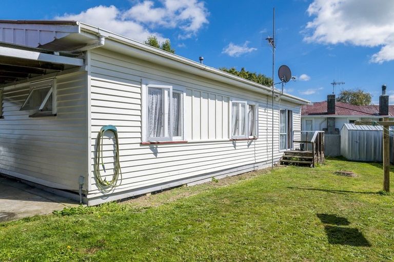 Photo of property in 211a Bath Street, Levin, 5510