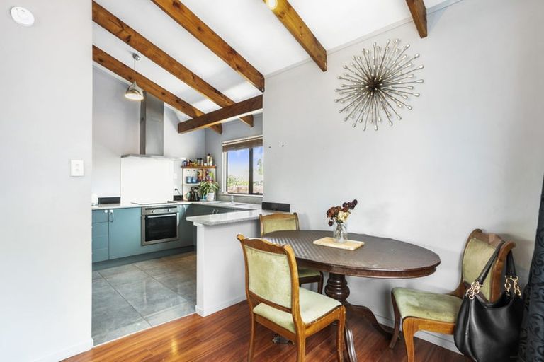 Photo of property in 11/390 West Coast Road, Glen Eden, Auckland, 0602