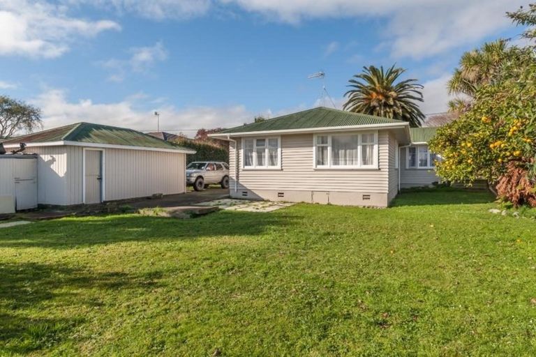 Photo of property in 155 Cambridge Street, Levin, 5510
