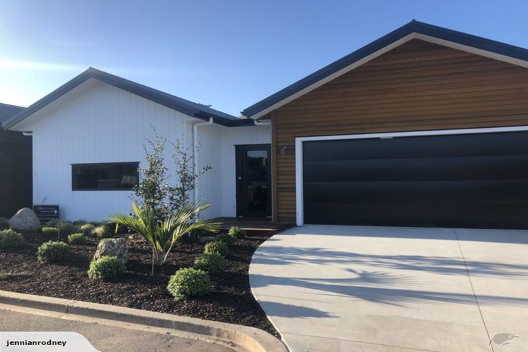 Photo of property in 5 Hampton Mews, Snells Beach, 0920