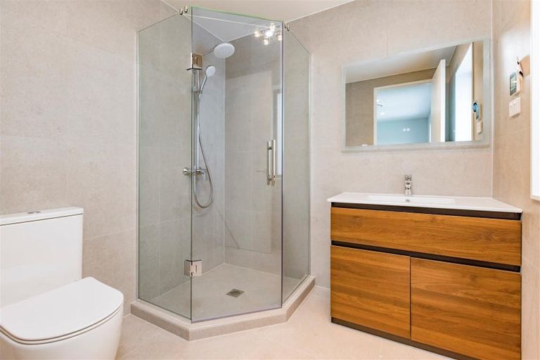 Photo of property in 1 Hutukawa Drive, Beachlands, Auckland, 2018