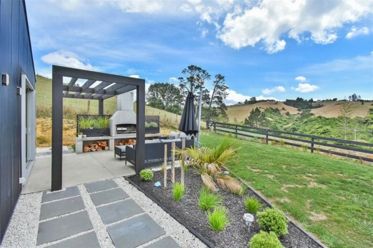 Photo of property in 4 Bridle Way, Hunua, Papakura, 2583