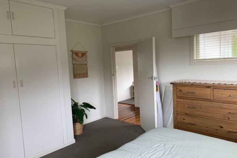 Photo of property in 1/1 Quebec Road, Milford, Auckland, 0620