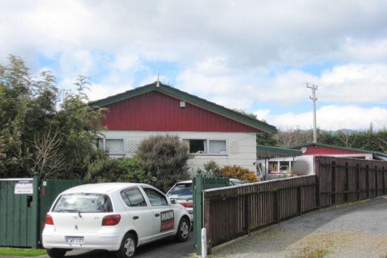 Photo of property in 31 Strathmore Avenue, Levin, 5510