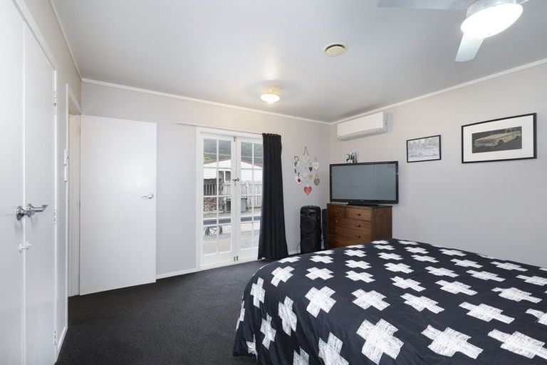 Photo of property in 19 Wyatt Avenue, Te Aroha, 3320