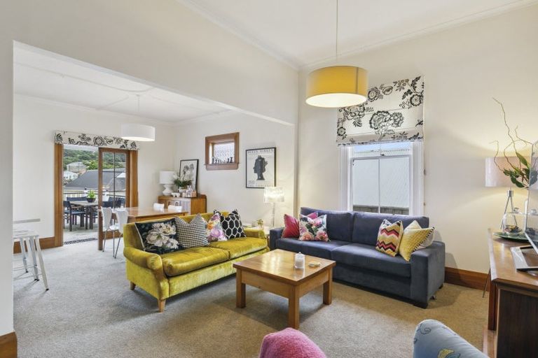 Photo of property in 2 Chatham Street, Berhampore, Wellington, 6023