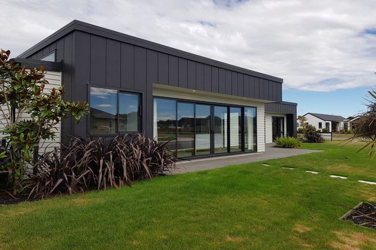 Photo of property in 2 John Raven Lane, Woodend, 7610