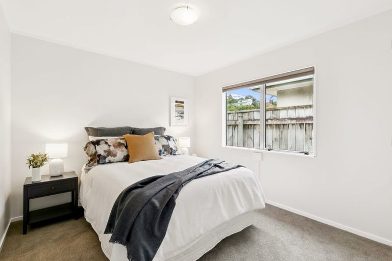 Photo of property in 6 Macalister Place, Miramar, Wellington, 6022