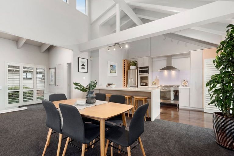 Photo of property in 2/13 Muritai Road, Milford, Auckland, 0620