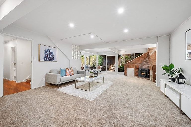 Photo of property in 47 Rock Isle Road, Torbay, Auckland, 0630