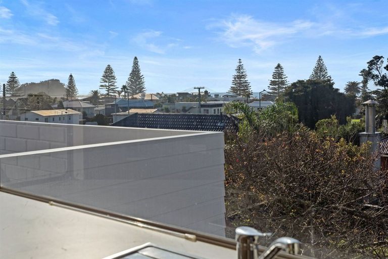 Photo of property in 2/3 Wells Avenue, Mount Maunganui, 3116