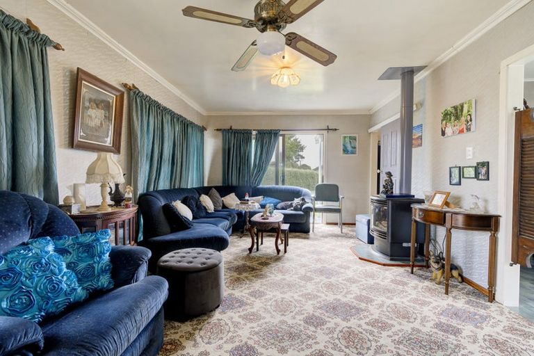 Photo of property in 15 Pryce Place, Silverdale, Hamilton, 3216