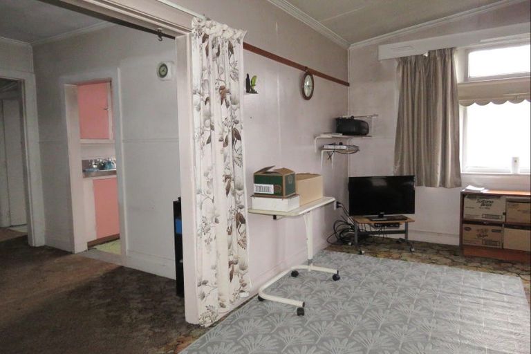 Photo of property in 30 Main Street, Reefton, 7830