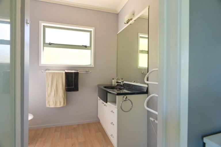 Photo of property in 107 Tireti Road, Titahi Bay, Porirua, 5022