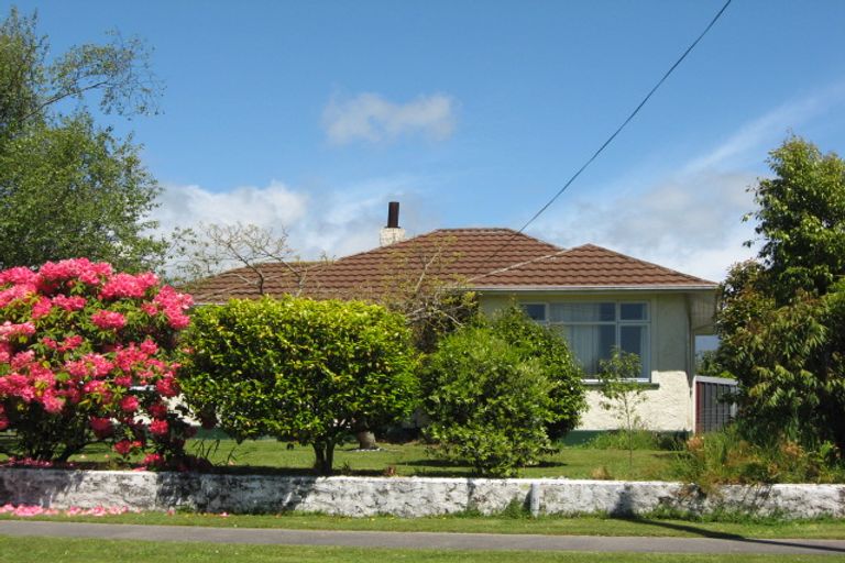 Photo of property in 26 Gladstone Street, Westport, 7825