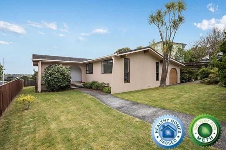 Photo of property in 76 Eskdale Road, Papakowhai, Porirua, 5024