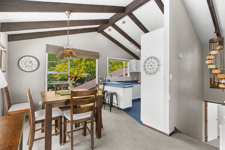 Photo of property in 18 Townshend Crescent, Halswell, Christchurch, 8025