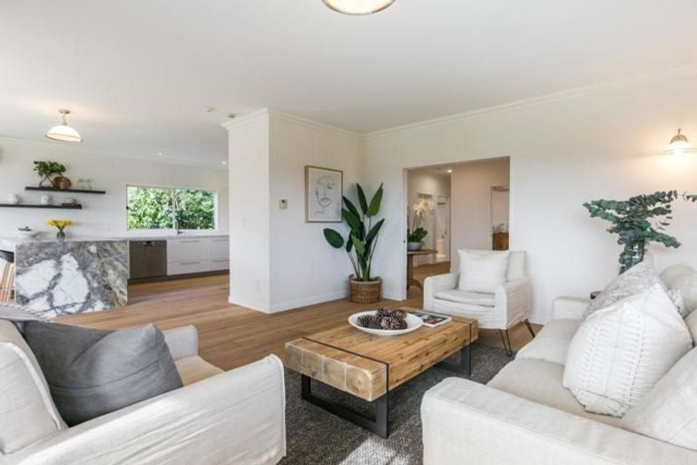 Photo of property in 130 Margaret Avenue, Havelock North, 4130