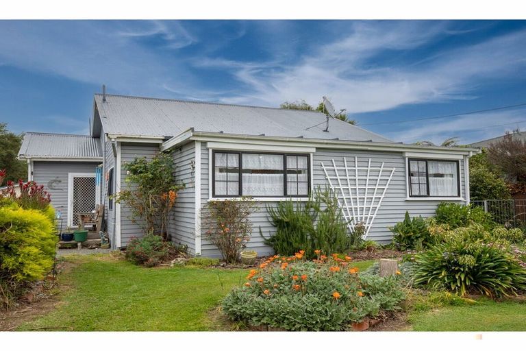 Photo of property in 7 Davidson Street, Pareora, 7912