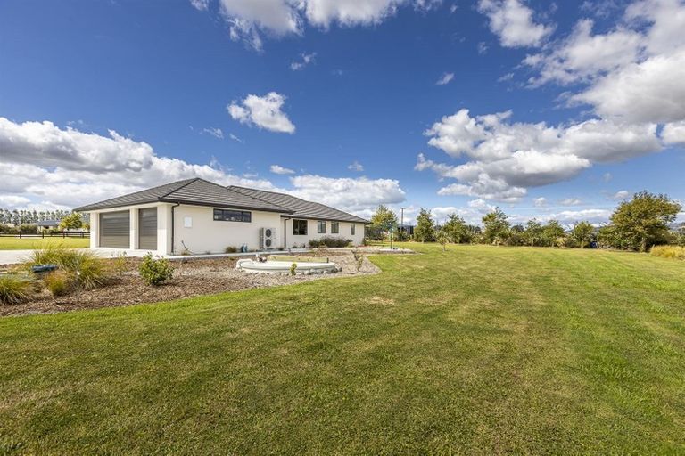 Photo of property in 7 Hartwell Drive, Kelvin Grove, Palmerston North, 4470