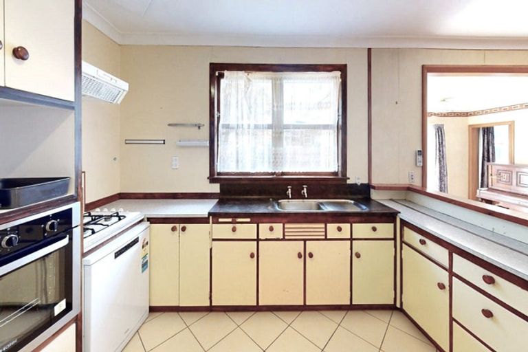 Photo of property in 60 Birmingham Street, Takaro, Palmerston North, 4412