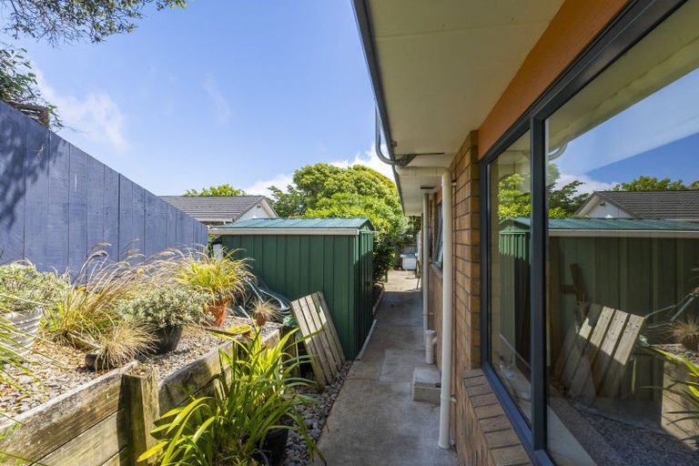 Photo of property in 29 Rifleman Lane, Paraparaumu Beach, Paraparaumu, 5032
