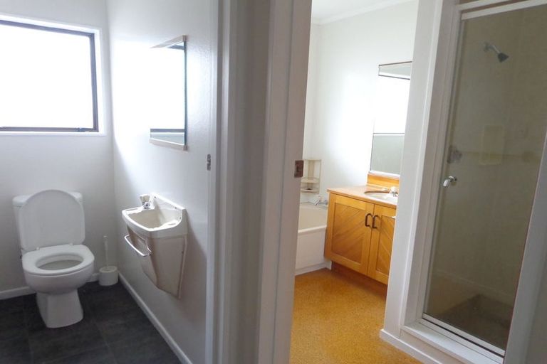 Photo of property in 205 Fitzherbert Avenue, West End, Palmerston North, 4410