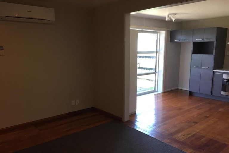 Photo of property in 54 Peer Street, Upper Riccarton, Christchurch, 8041