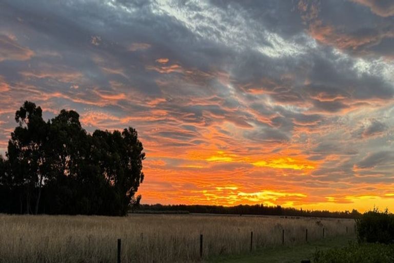 Photo of property in 32 Ardrossan Way, Tai Tapu, 7672