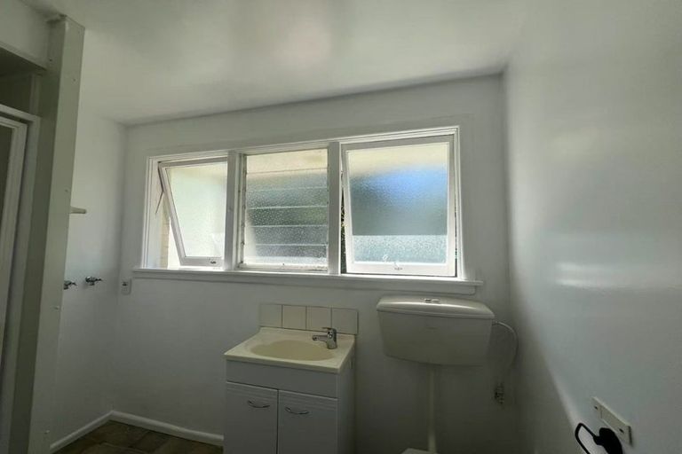 Photo of property in 10 Darvel Street, Riccarton, Christchurch, 8011