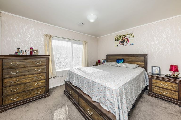 Photo of property in 5a Charisma Place, Randwick Park, Auckland, 2105