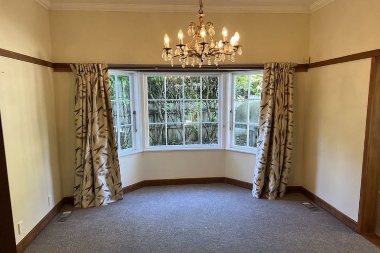 Photo of property in 92b Upper Harbour Drive, Greenhithe, Auckland, 0632