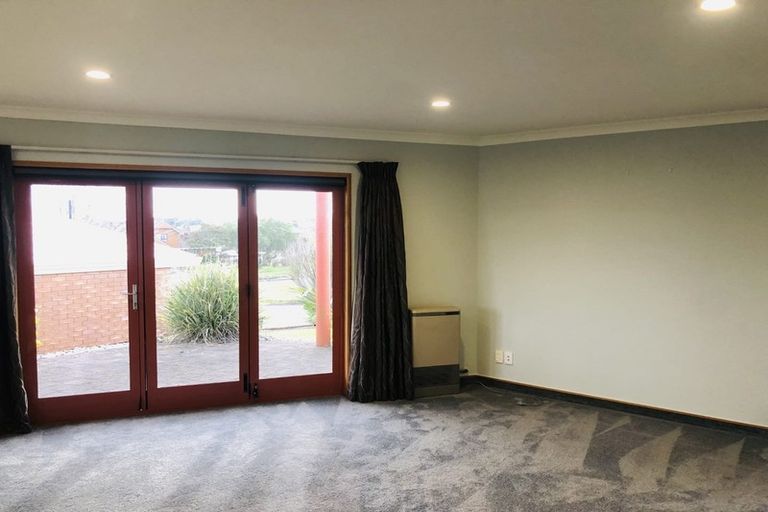 Photo of property in 6 West Ridge Drive, Western Heights, Hamilton, 3200