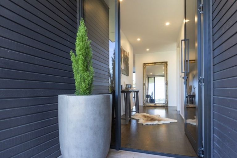 Photo of property in 15 Laly Haddon Place, Matakana, Warkworth, 0985