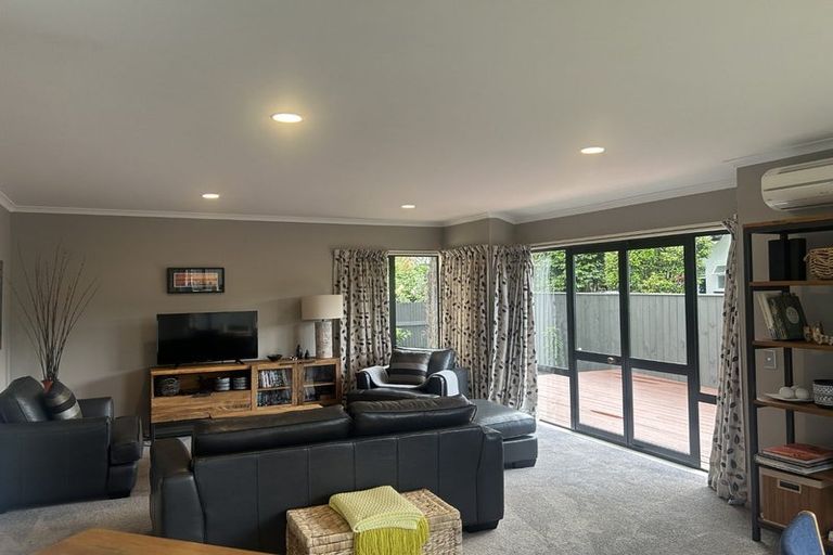 Photo of property in 6 Franklin Avenue, Hokowhitu, Palmerston North, 4410