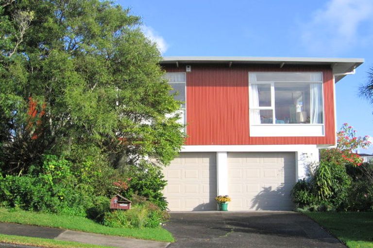 Photo of property in 6 Galaxy Drive, Mairangi Bay, Auckland, 0630