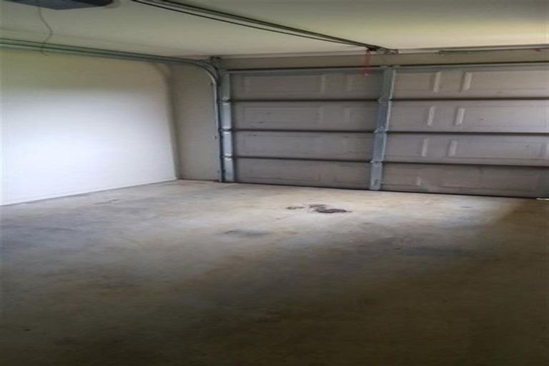 Photo of property in 70a Kayes Road, Pukekohe, 2120