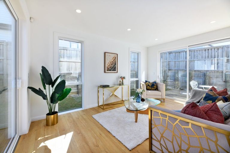 Photo of property in 30 Kenmure Avenue, Forrest Hill, Auckland, 0620