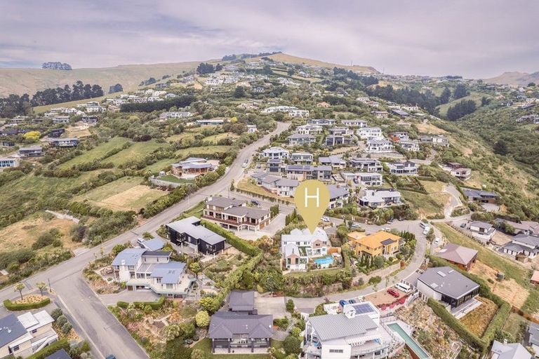 Photo of property in 4 Melleray Place, Redcliffs, Christchurch, 8081