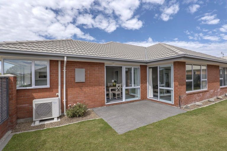 Photo of property in 2/54 Bella Rosa Drive, Hei Hei, Christchurch, 8042
