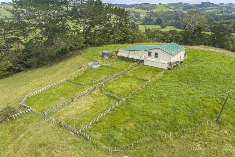 Photo of property in 88 Rapson Road, Kaukapakapa, 0871