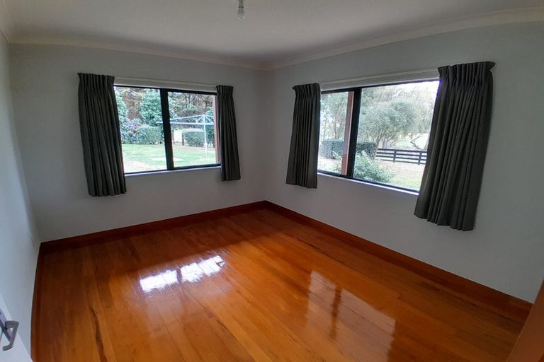 Photo of property in 163 Fairfield Road, Levin, 5510