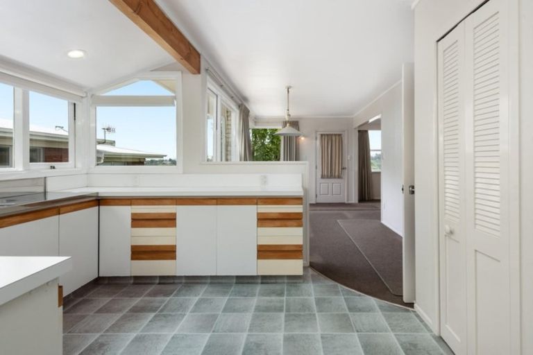 Photo of property in 34 Churchill Road, Judea, Tauranga, 3110