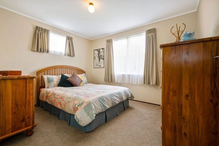 Photo of property in 9 Winiata Terrace, Papakura, 2110