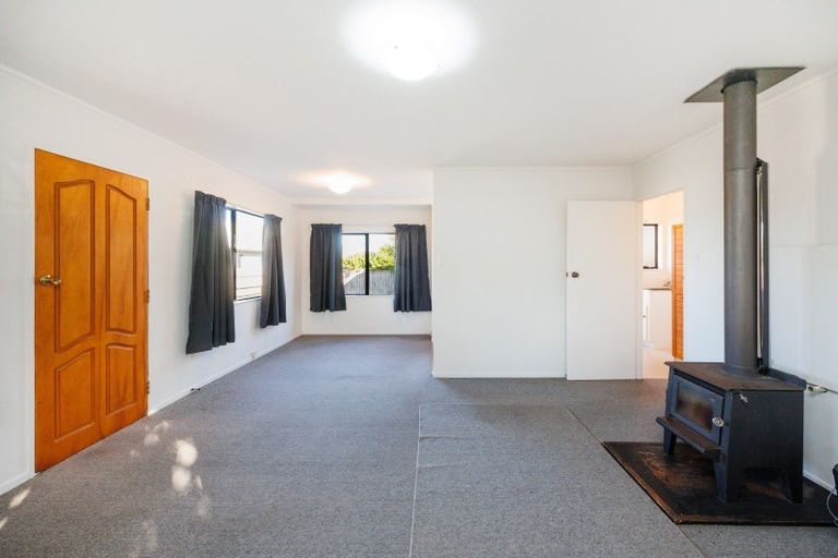 Photo of property in 92c Sherwill Street West, Feilding, 4702