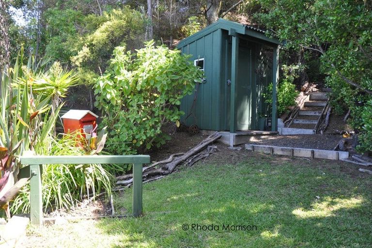 Photo of property in 32 Komiti Road, Tinopai, 0593