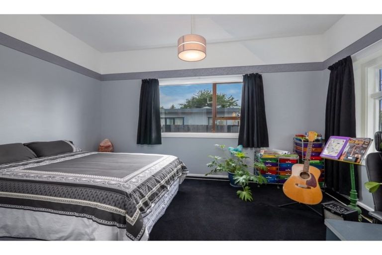 Photo of property in 21 Cross Street, Phillipstown, Christchurch, 8011