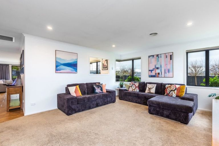 Photo of property in 21 Luberon Way, Nukuhau, Taupo, 3330